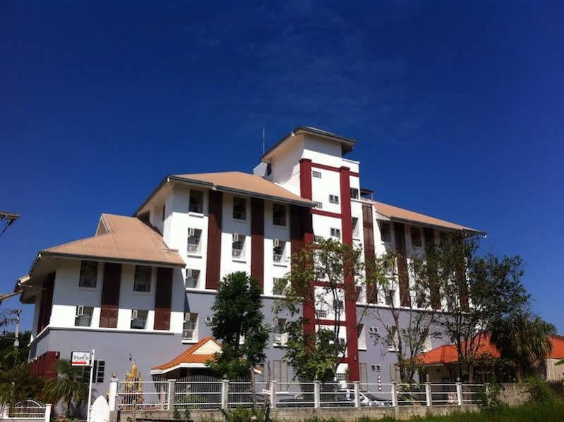 Studio Khon Kaen By Icheck Inn Exterior photo